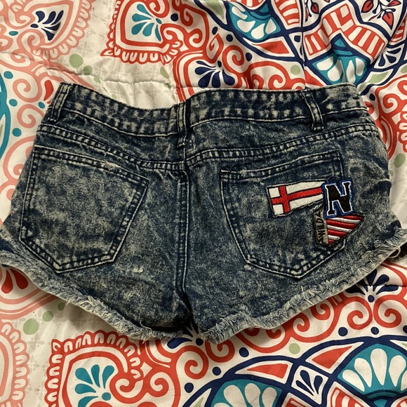 “Booty” shorts from AVIVA - Picture 2 of 2